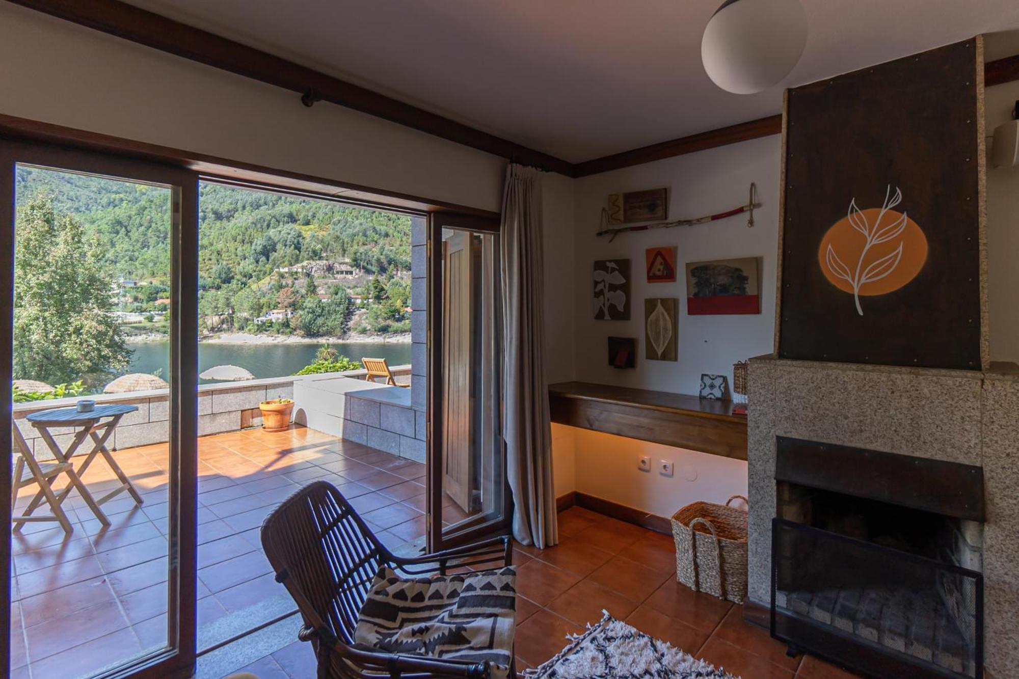 Hotel Selina Geres Terras de Bouro Pokoj fotografie